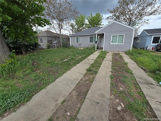 1717 Oswego St, Aurora, CO 80010