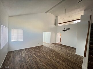 135 Monteen Dr, Henderson, NV 89074