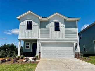 1420 Wildflower St, Newton, NC 28658