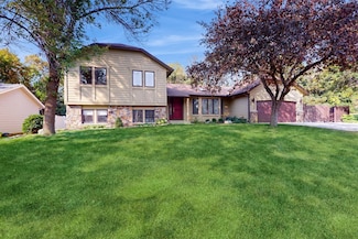 11100 48th Ave N, Plymouth, MN 55442