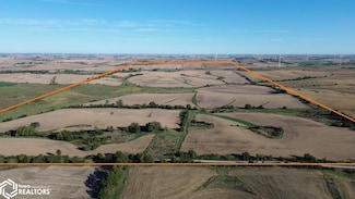 0000 140th St, Creston, IA 50801