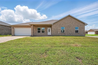 4909 Jefferson St, Greenville, TX 75401