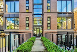1133 N Wood St Unit 3S, Chicago, IL 60622