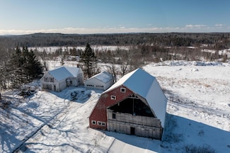 16 Dairy Ln, Pembroke, ME 04666