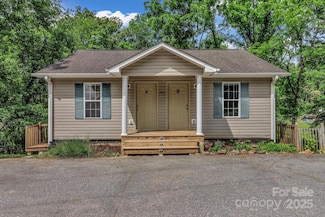 222 New Stock Rd, Asheville, NC 28804