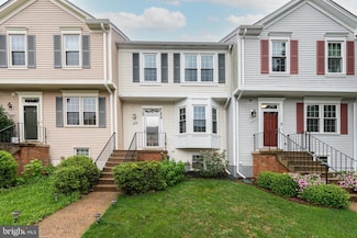 5809 Watermark Cir, Centreville, VA 20120