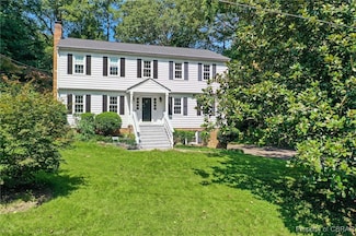 340 Brighton Dr, North Chesterfield, VA 23235