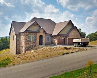 4103 Fernhurst Ct, Murrysville, PA 15632