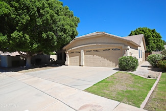 4953 S Moss Dr, Chandler, AZ 85248