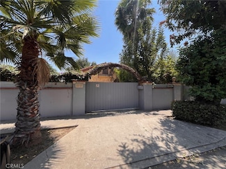 14720 Valerio St, Van Nuys, CA 91405