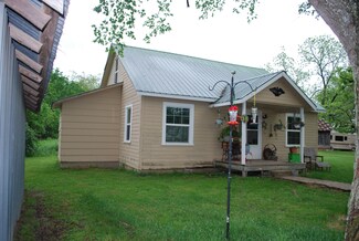 15471 Burnett Dr, Licking, MO 65542
