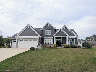 333 Crestwood Ct, Bluffton, IN 46714