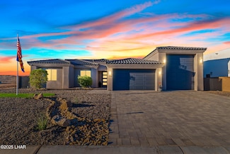 1596 E Cedar Dr, Lake Havasu City, AZ 86404