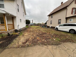 1138 W 20th St, Erie, PA 16502