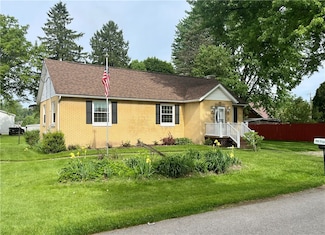 310 S Church St, Harrisville, PA 16038
