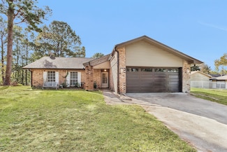 2202 Harlow Ln, Huntsville, TX 77320