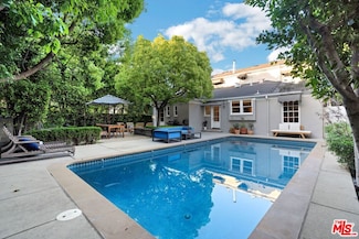 3319 Lowry Rd, Los Angeles, CA 90027