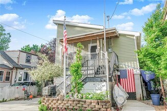 47 Center Place, Staten Island, NY 10306