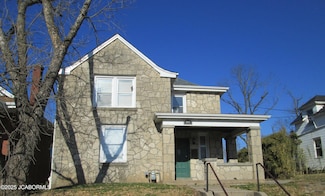 808 Jackson St, Jefferson City, MO 65101