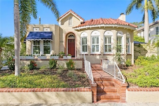 1718 1st St N, Saint Petersburg, FL 33704