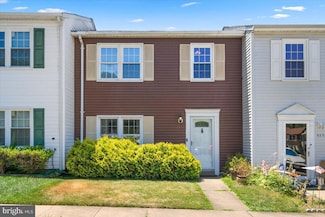 9532 Mooregate Ct, Lorton, VA 22079