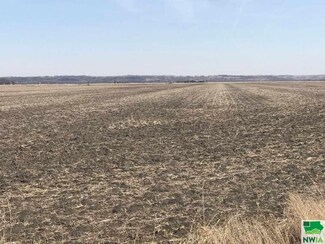 HWY 1b, Elk Point, SD 57025