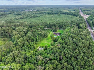 21 River Rd, Yemassee, SC 29945