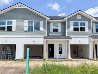 44 Beaumont Dr, Hinesville, GA 31313