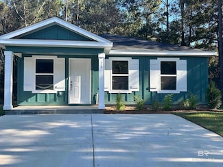 76 Summer Oaks Dr, Daphne, AL 36526