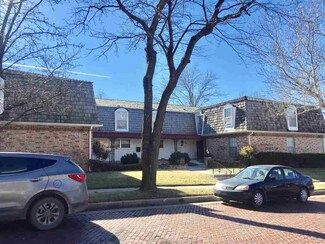 3421 Oakland St, Wichita, KS 67218