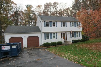 14 Berkeley St, Pelham, NH 03076