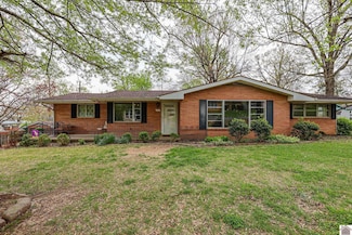 713 Elm St, Calvert City, KY 42029