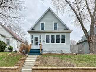 1183 Thomas Ave, Saint Paul, MN 55104