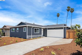 14272 Santiago Rd, San Leandro, CA 94577