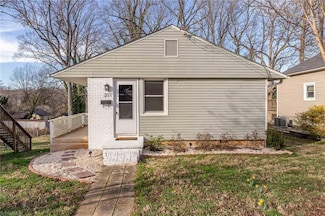 211 Shawnee St, Winston Salem, NC 27127