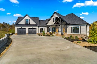 1878 Ferry Hill Rd, Dandridge, TN 37725