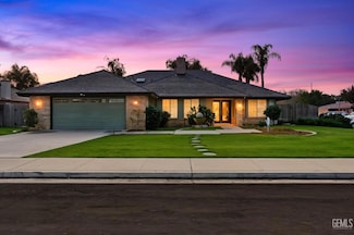 14113 Wellington Ct, Bakersfield, CA 93314