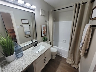 5110 Azalea Trace Dr Unit 2104, Houston, TX 77066
