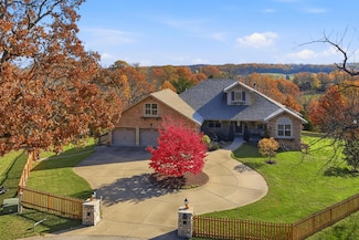 1734 Yoachum Dr, Nixa, MO 65714