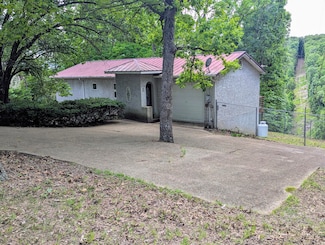 1649 Talking Rocks Rd, Branson West, MO 65737