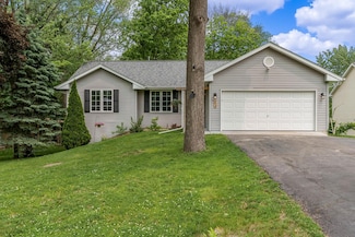 694 Lake Summerset Rd, Davis, IL 61019
