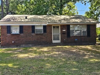 209 Gray St, Linden, AL 36748