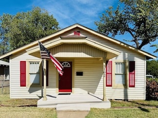 1102 S 14th St, Abilene, TX 79602