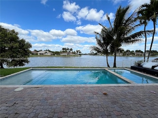 2011 NW 139th Terrace, Pembroke Pines, FL 33028