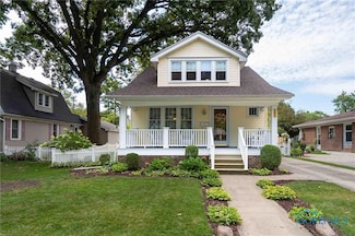 504 W John St, Maumee, OH 43537