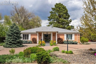202 Pine Ave, Colorado Springs, CO 80906