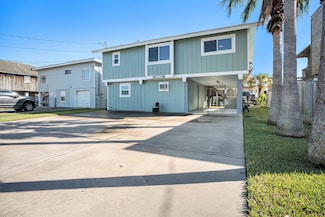 503 Pompano St, Hitchcock, TX 77563