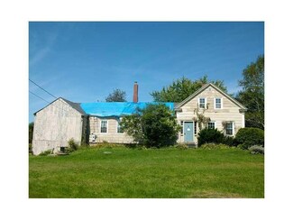 335 Ohio Hill Rd, Fairfield, ME 04937