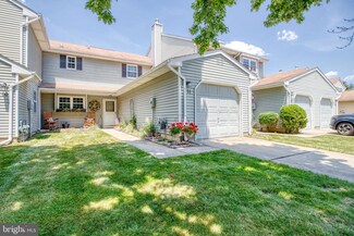 11 Roanoke Ct Unit 22330, Bordentown, NJ 08505