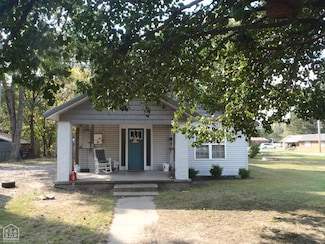 207 N Dowell Ave, Tuckerman, AR 72473